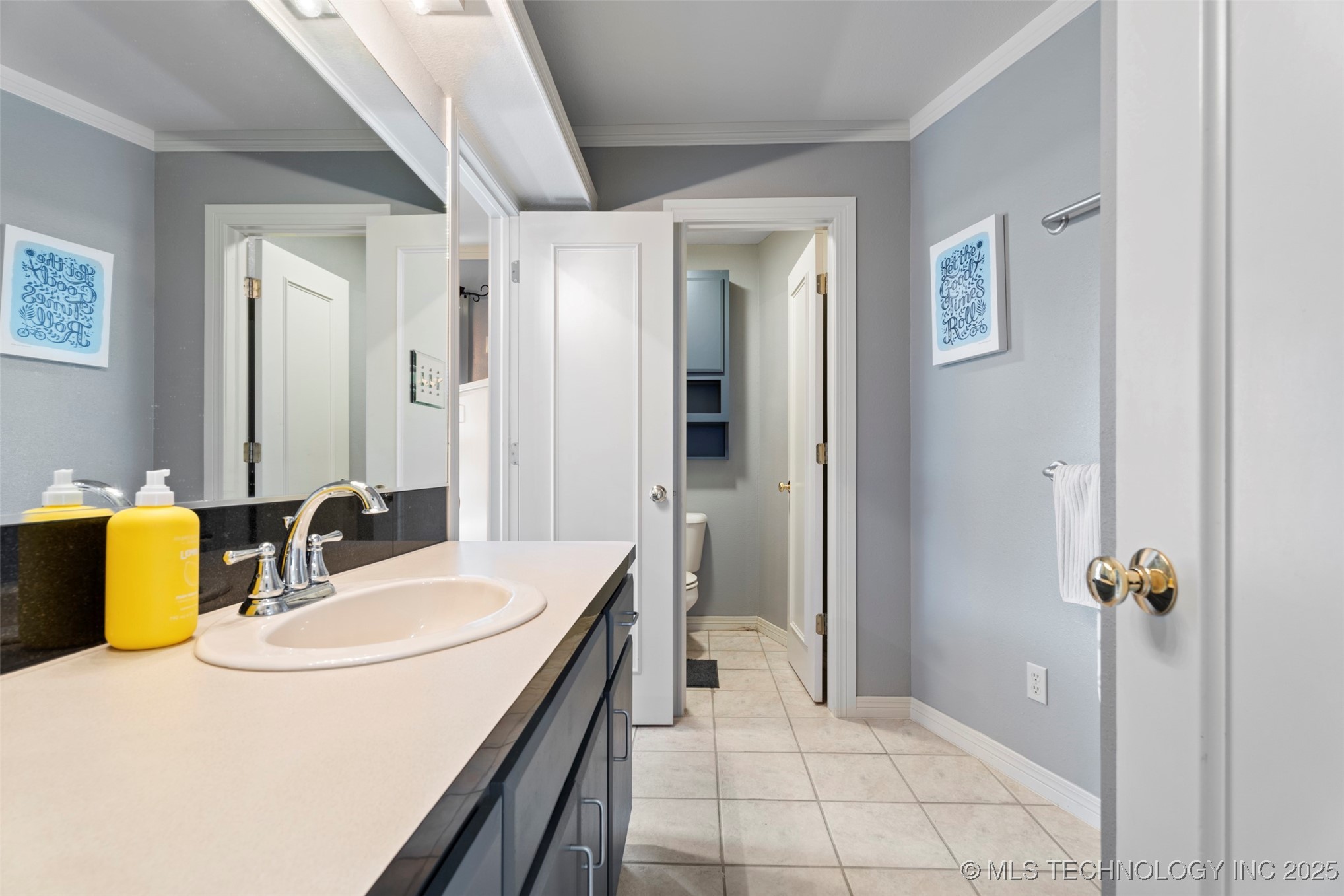 56901 E Walnut Property Photo 12