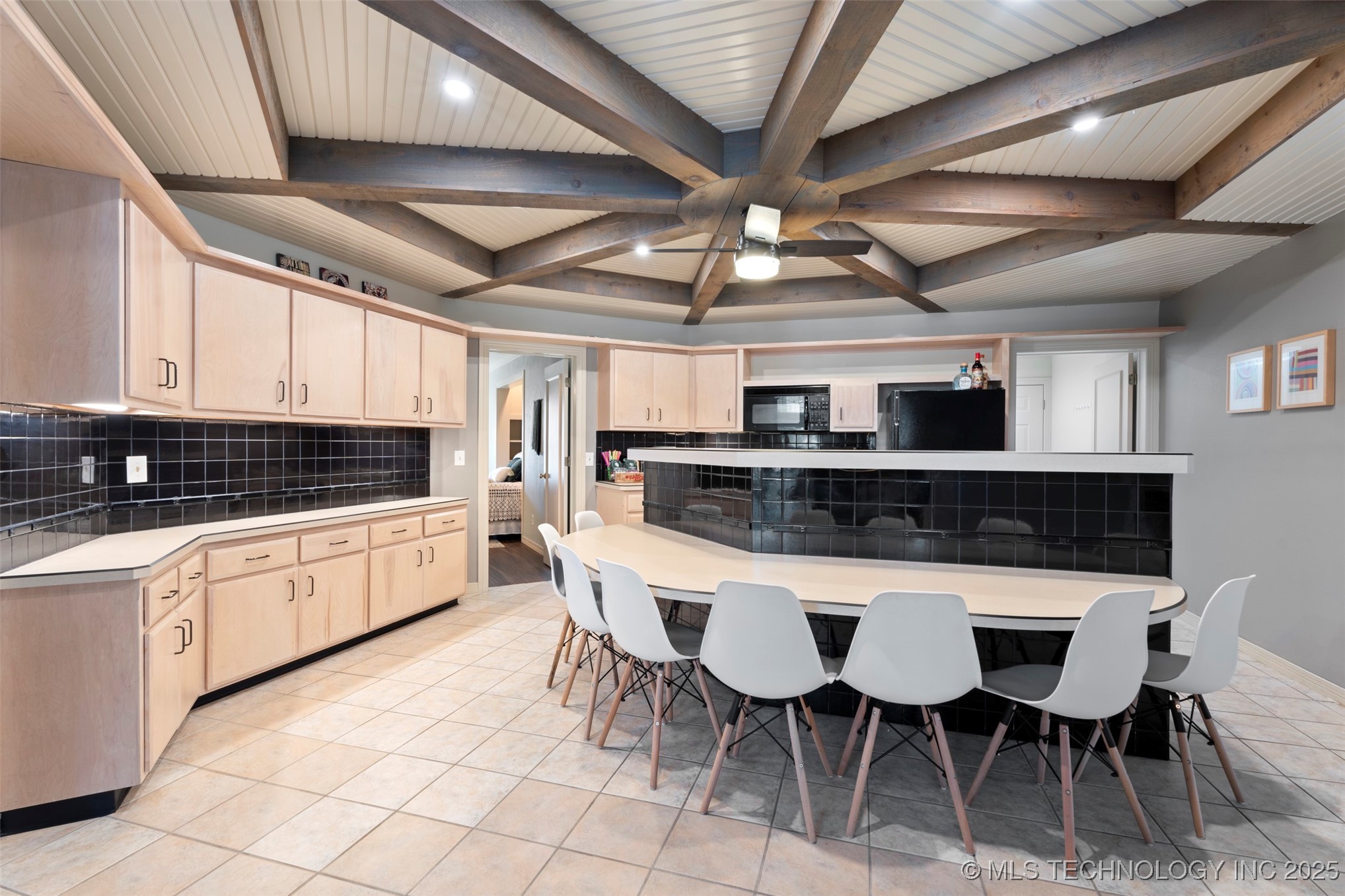 56901 E Walnut Property Photo 17