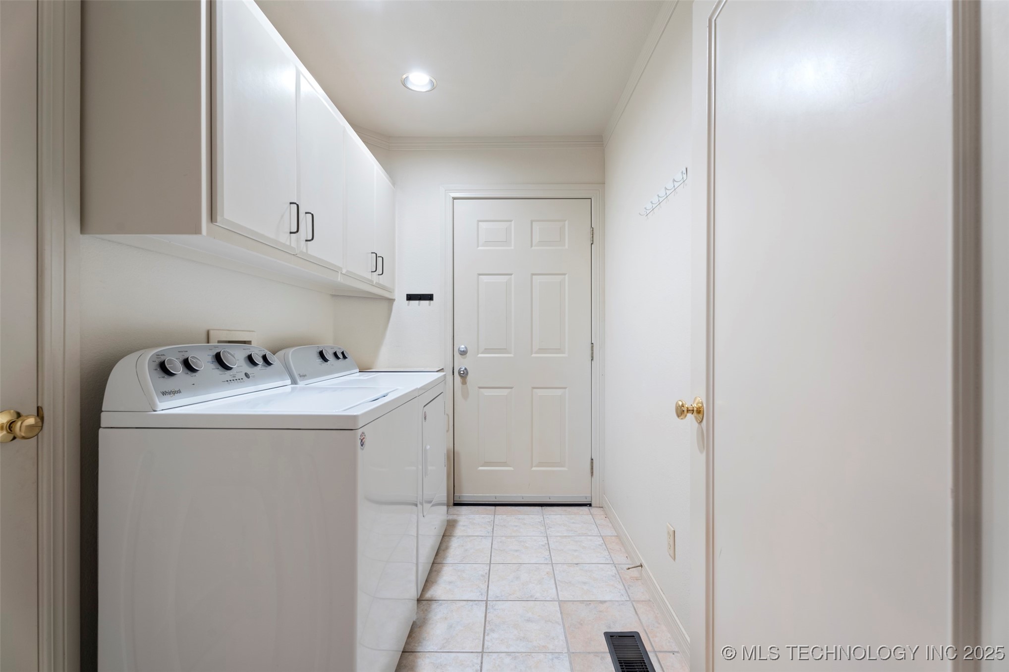 56901 E Walnut Property Photo 20