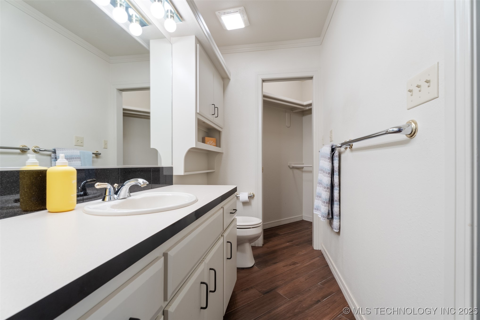 56901 E Walnut Property Photo 34