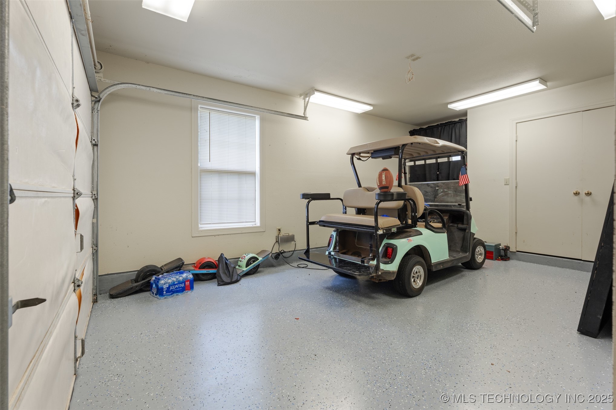 56901 E Walnut Property Photo 38