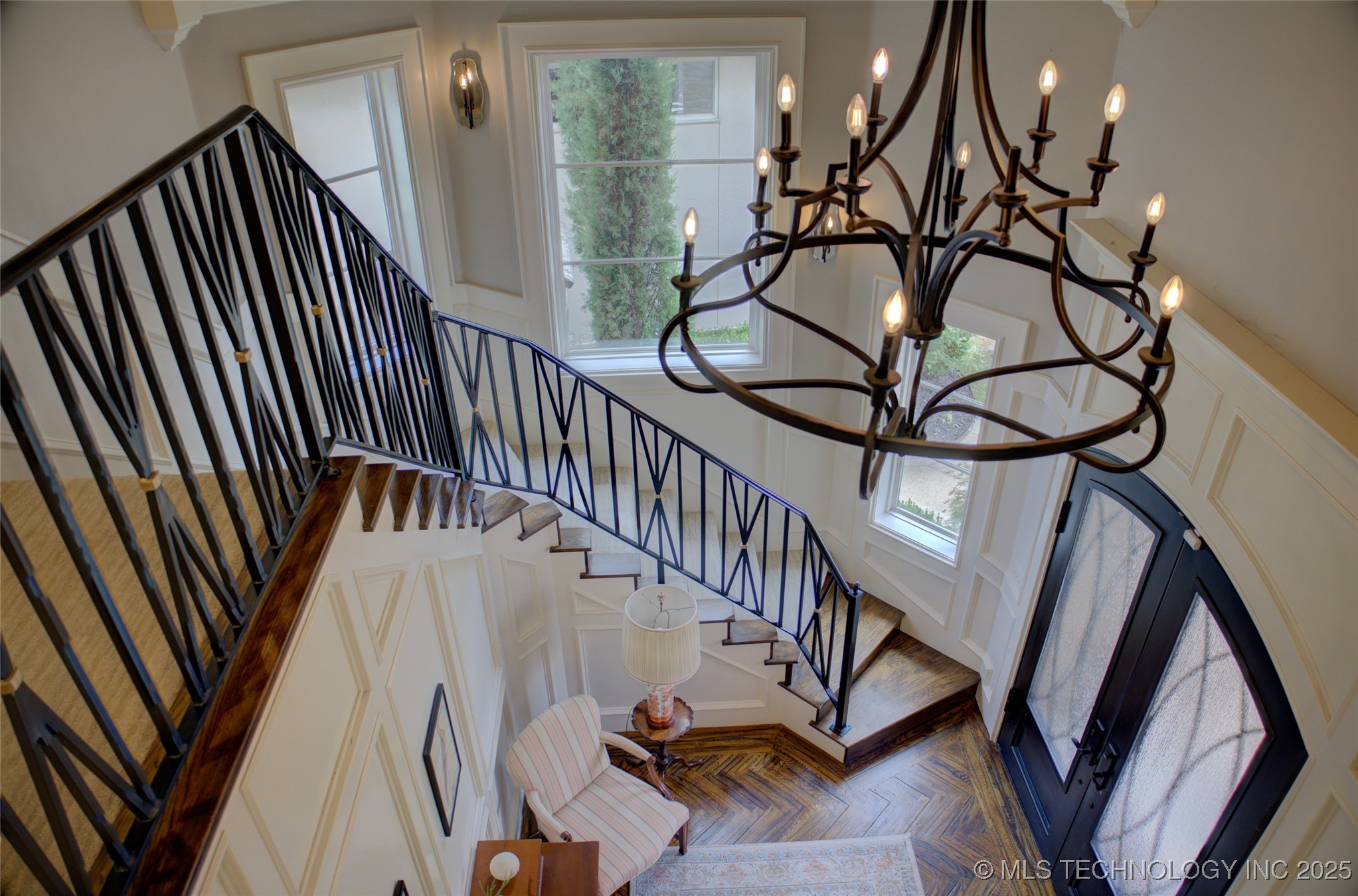 4401 S Yellow Pine Avenue Property Photo 5