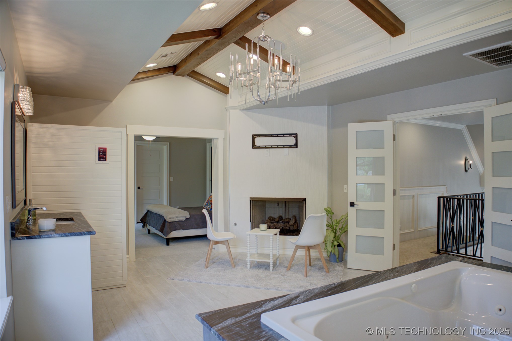 4401 S Yellow Pine Avenue Property Photo 40