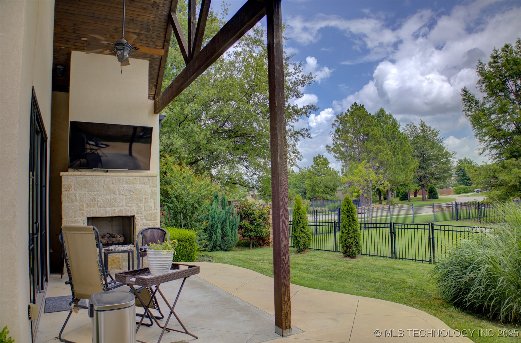 4401 S Yellow Pine Avenue Property Photo 48