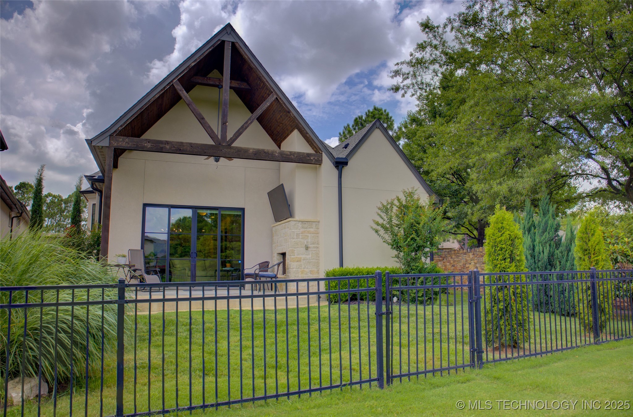 4401 S Yellow Pine Avenue Property Photo 54