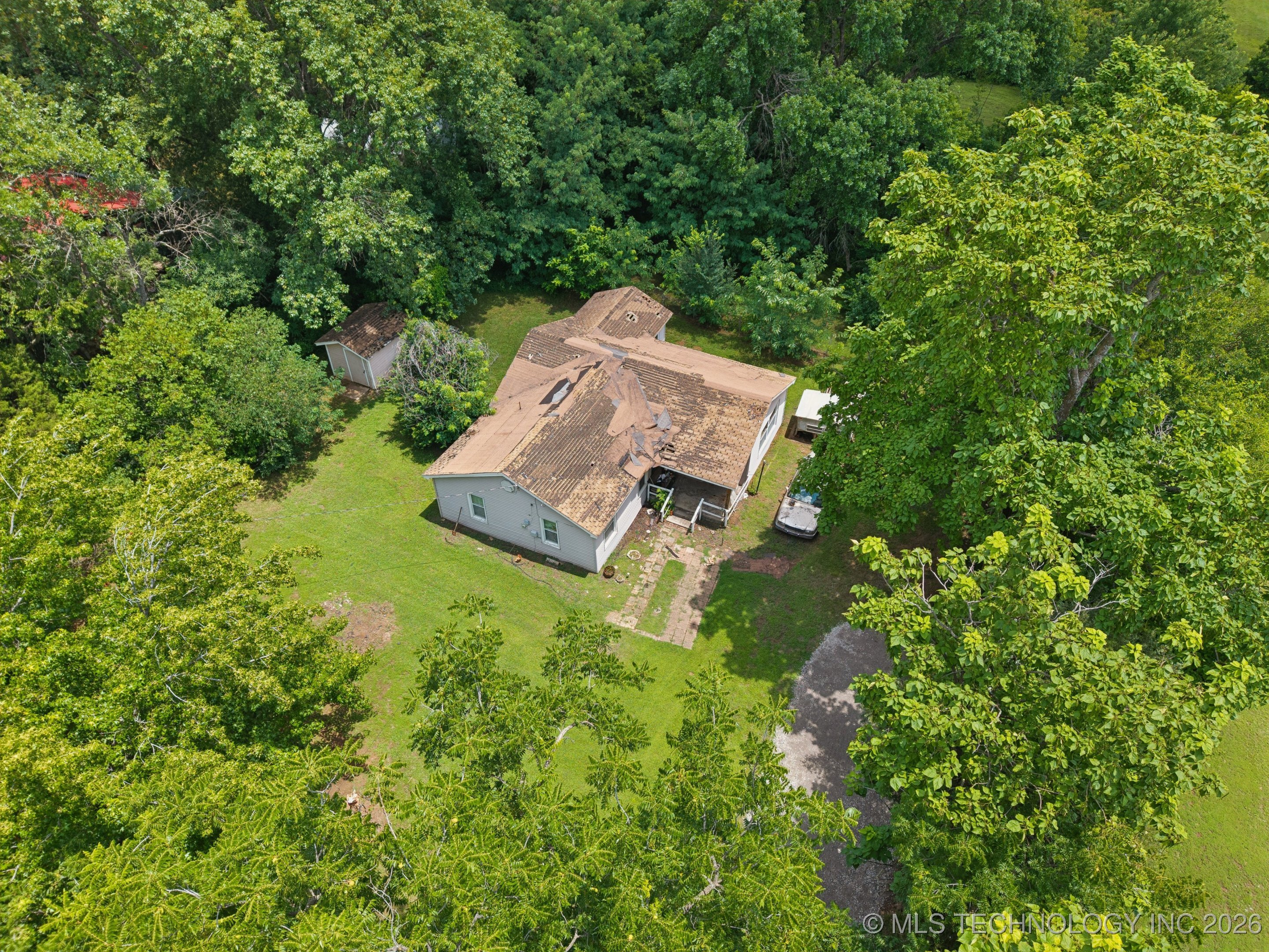 6715 S Houston Avenue Property Photo 10