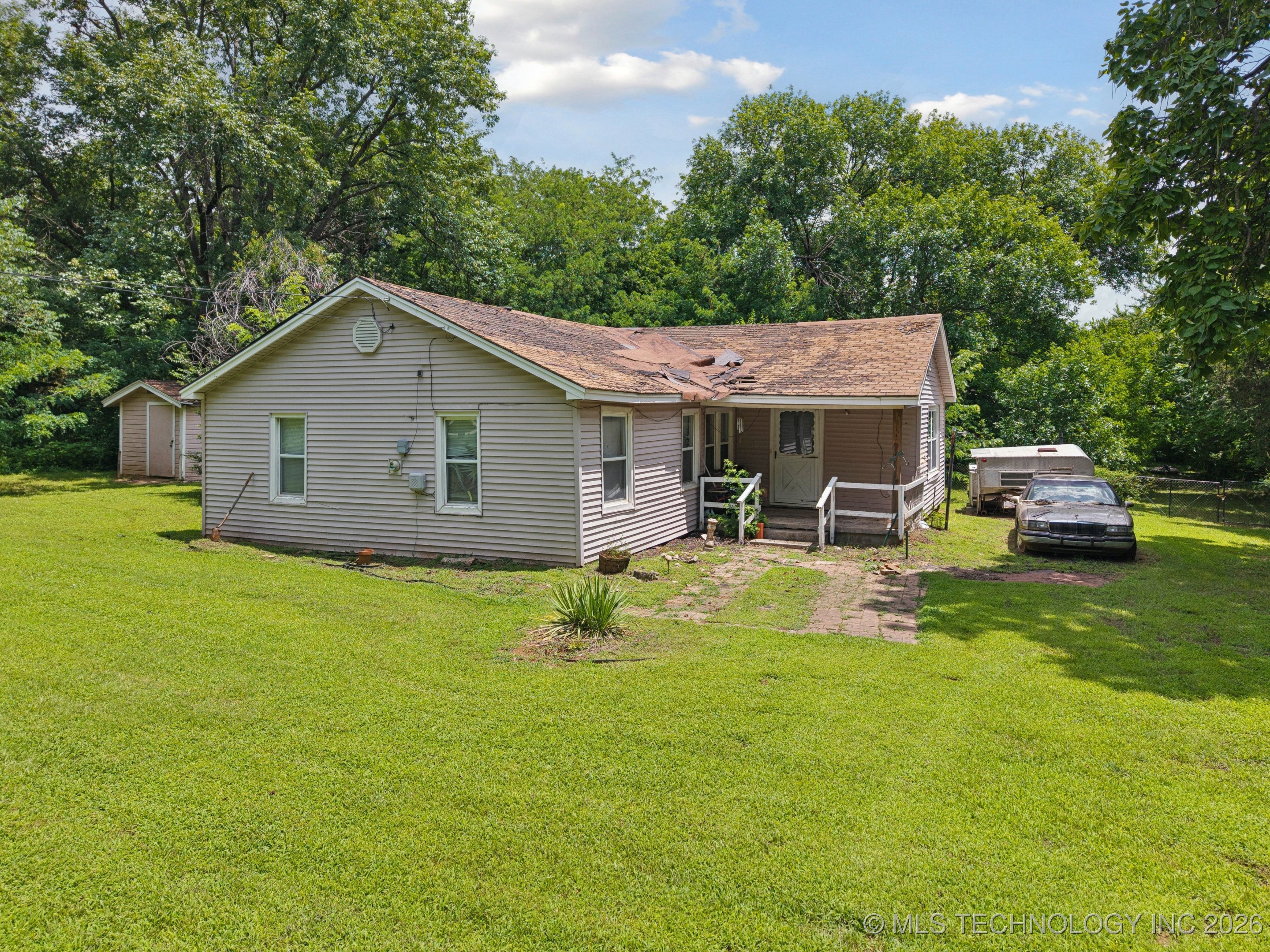 6715 S Houston Avenue Property Photo 11