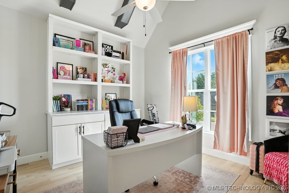 2889 Forest View Drive Property Photo 7