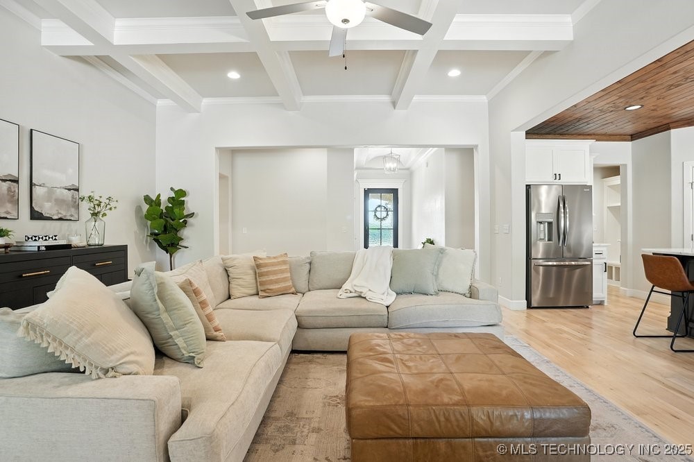 2889 Forest View Drive Property Photo 11