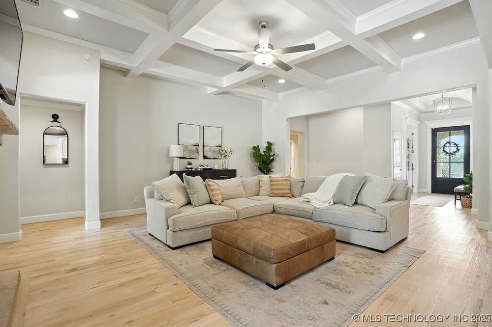 2889 Forest View Drive Property Photo 12