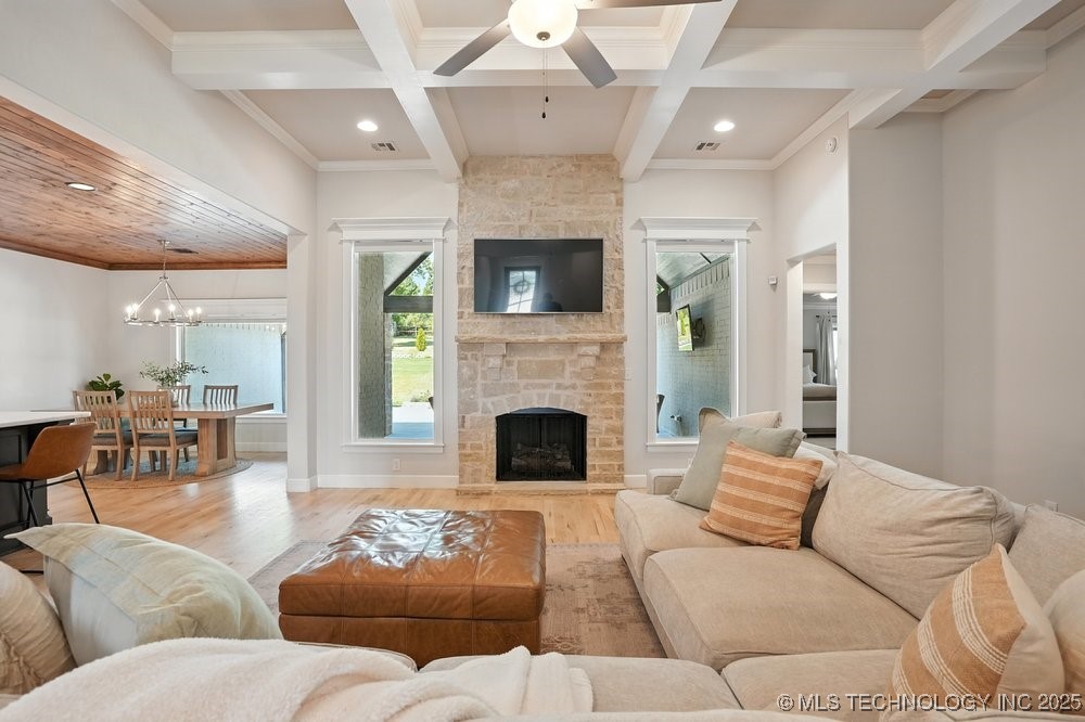 2889 Forest View Drive Property Photo 16