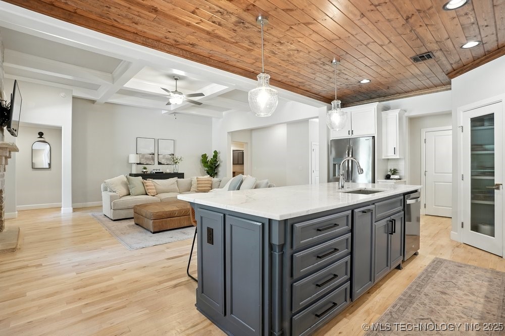 2889 Forest View Drive Property Photo 24