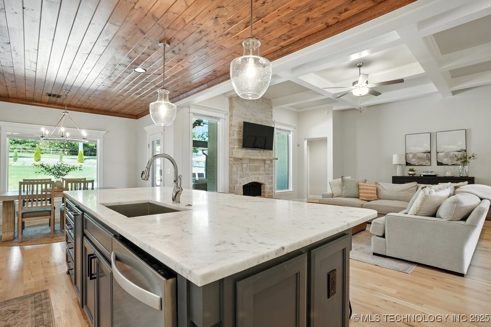 2889 Forest View Drive Property Photo 26