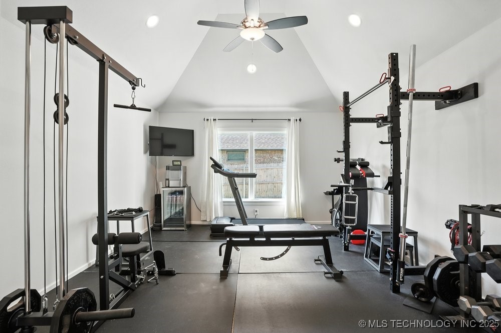 2889 Forest View Drive Property Photo 32