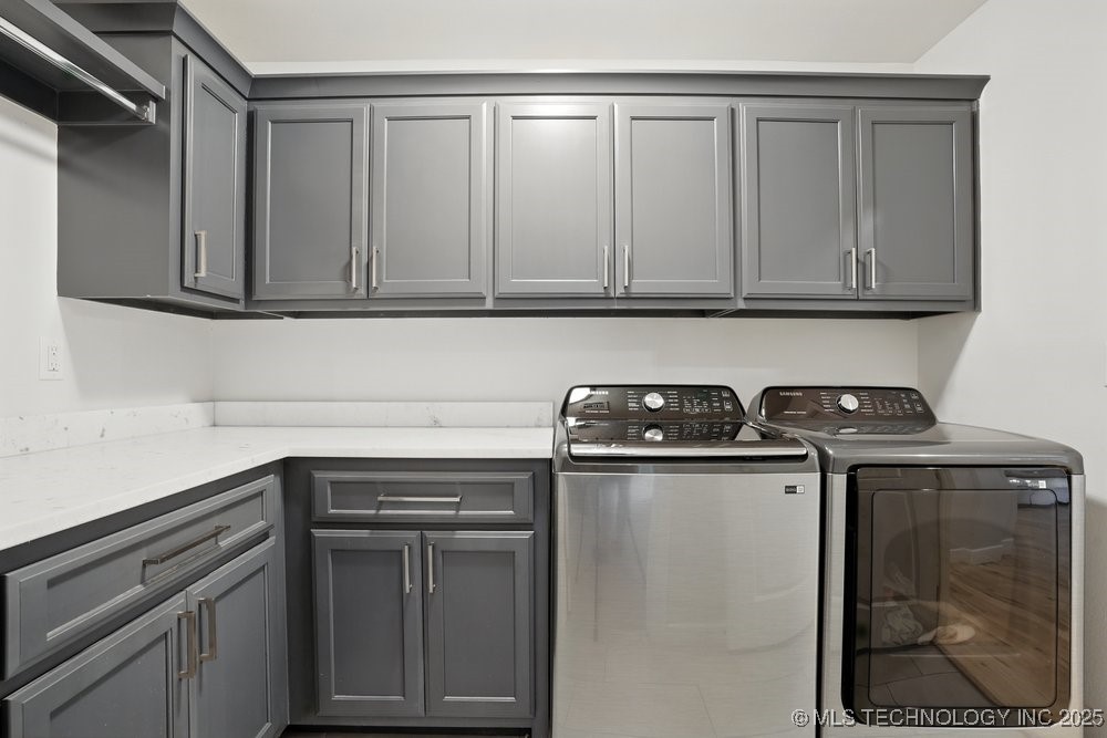 2889 Forest View Drive Property Photo 36