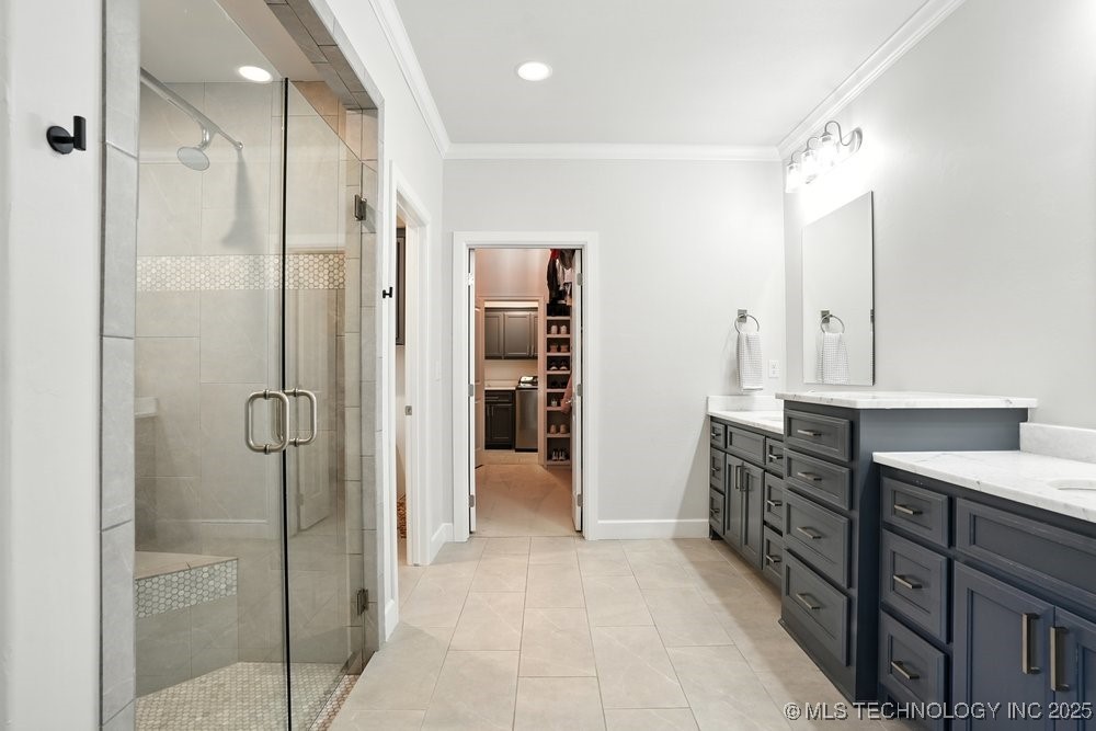 2889 Forest View Drive Property Photo 43