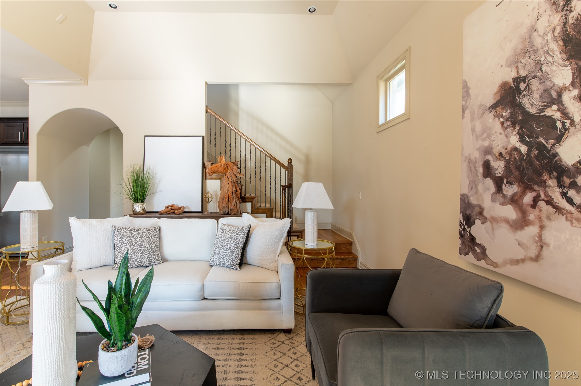 6009 W Utica Circle Property Photo 5