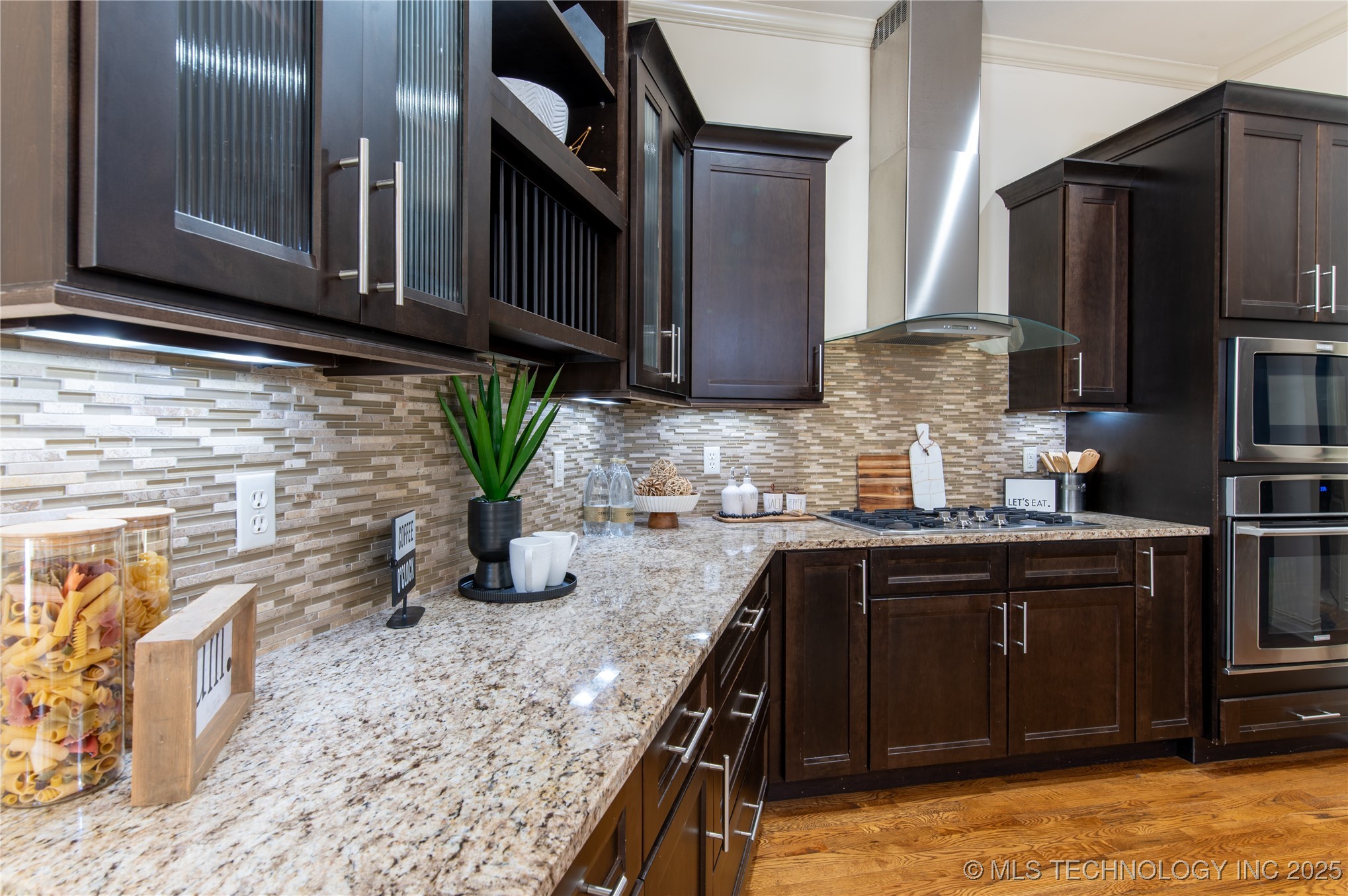 6009 W Utica Circle Property Photo 10