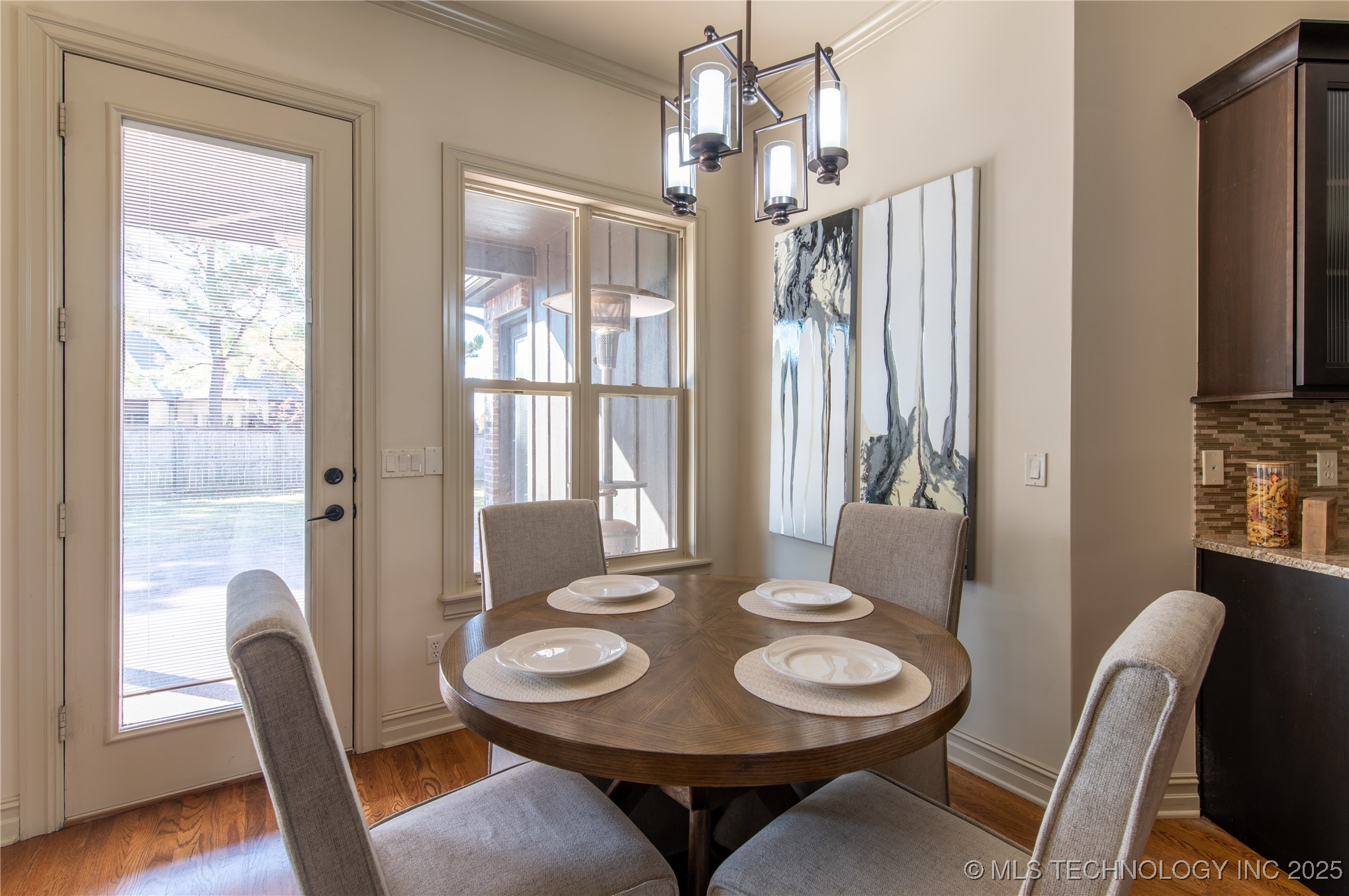 6009 W Utica Circle Property Photo 15