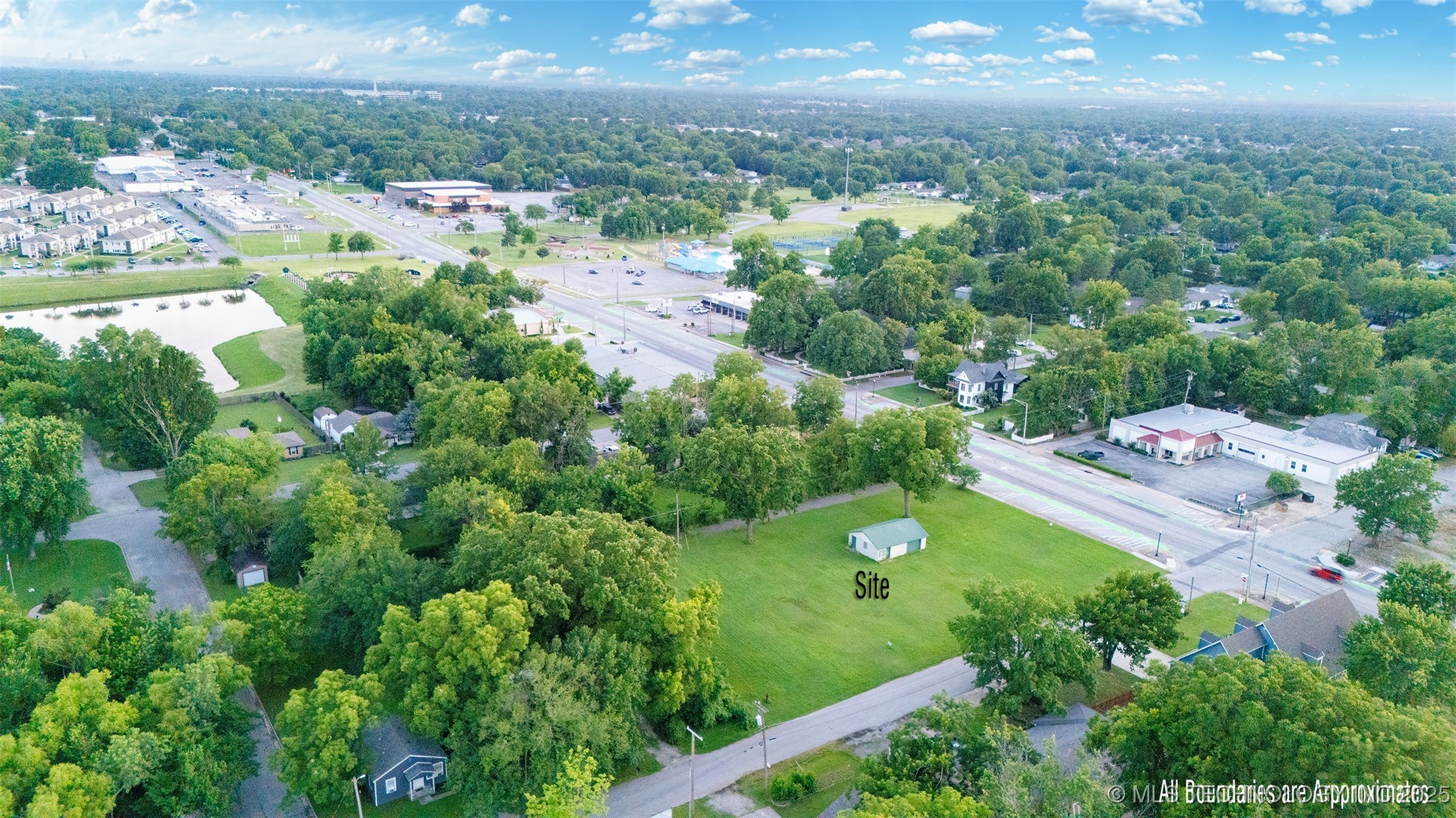 905 S Main Street Property Photo 11