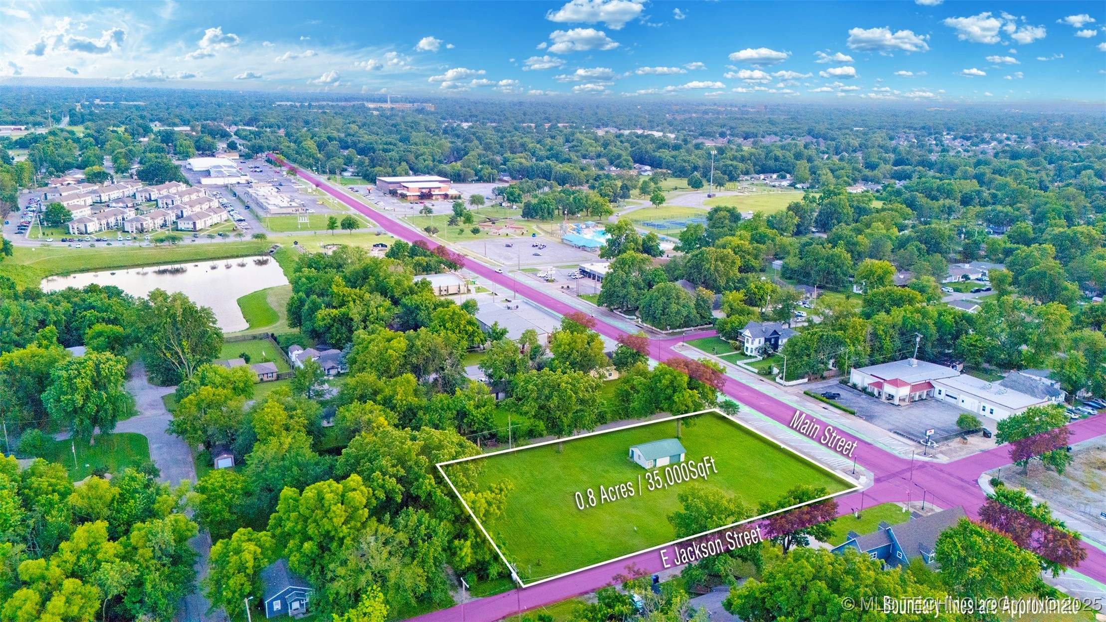 905 S Main Street Property Photo 12