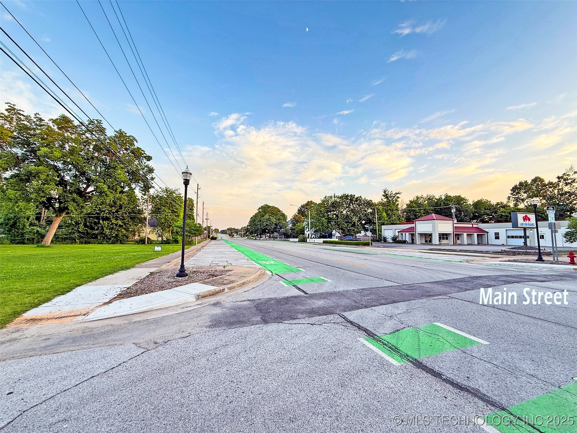 905 S Main Street Property Photo 19