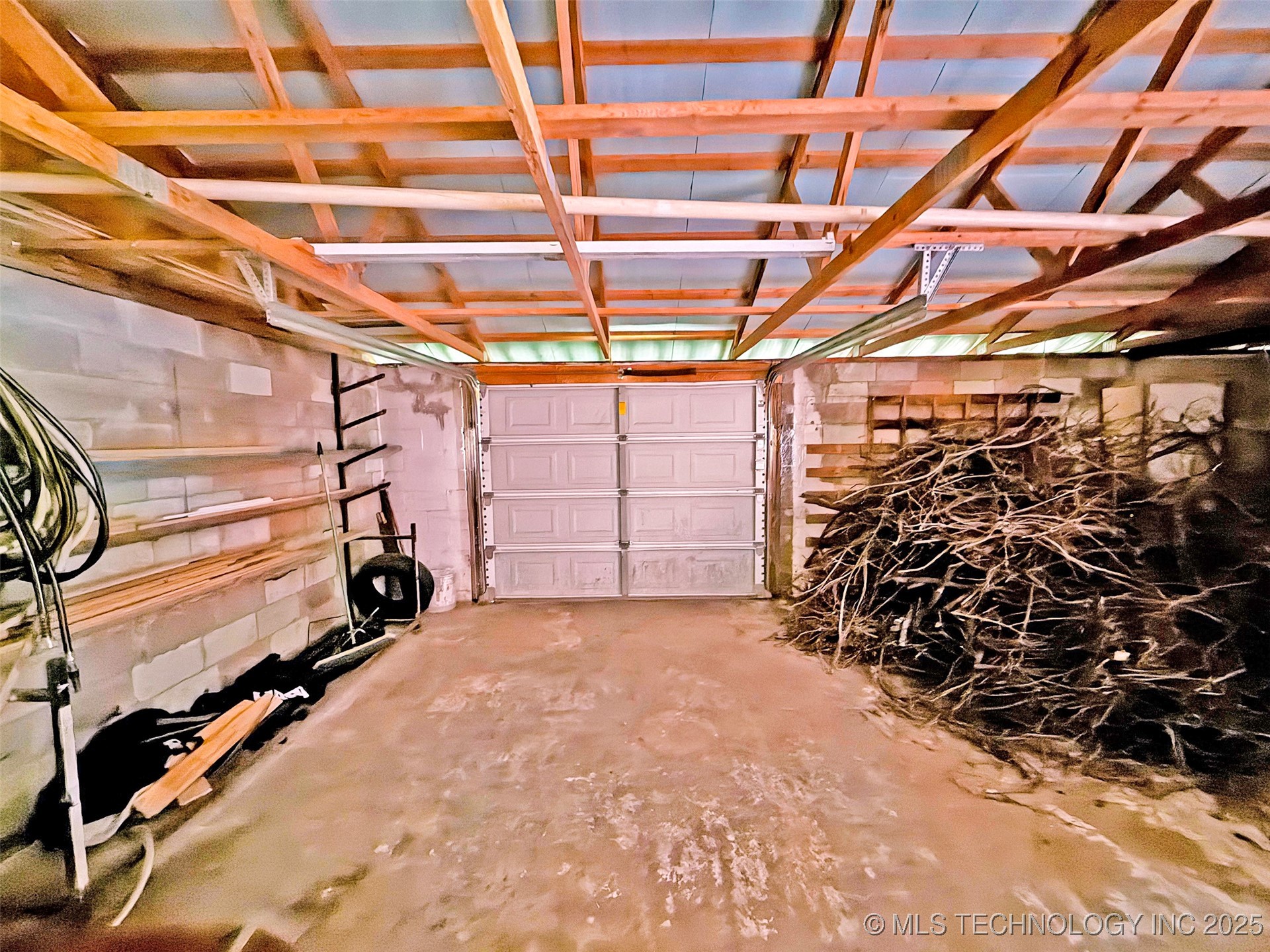 905 S Main Street Property Photo 31