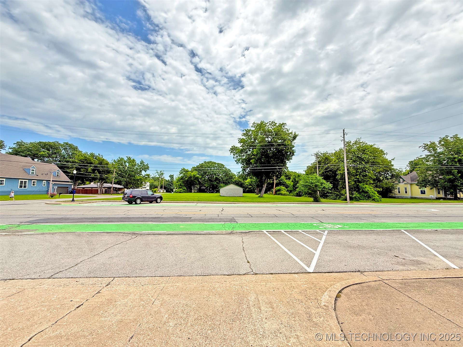 905 S Main Street Property Photo 34