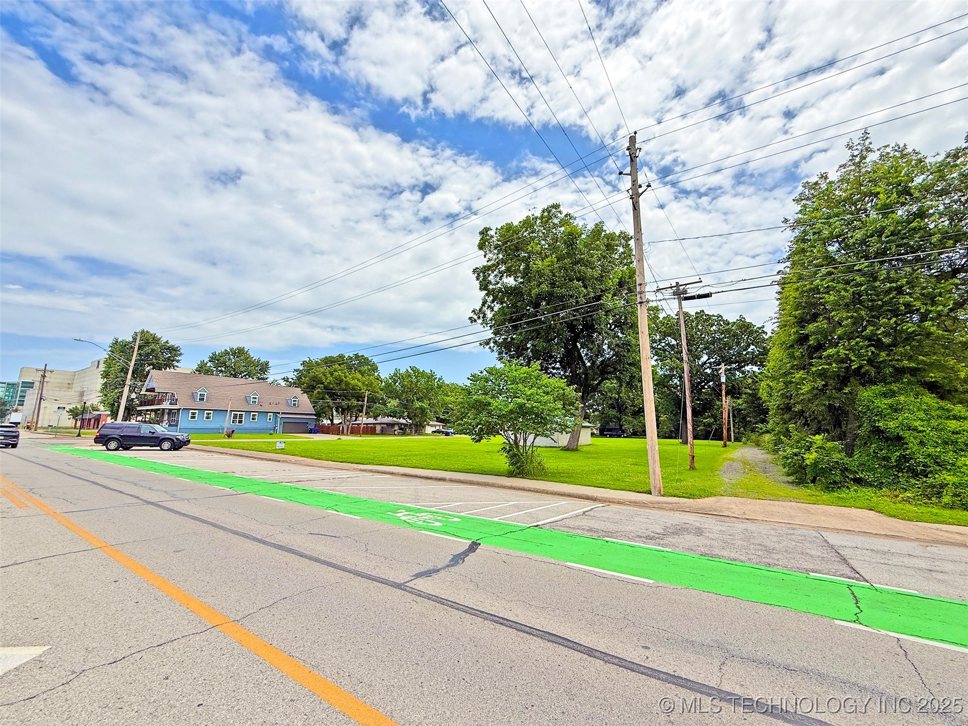 905 S Main Street Property Photo 35