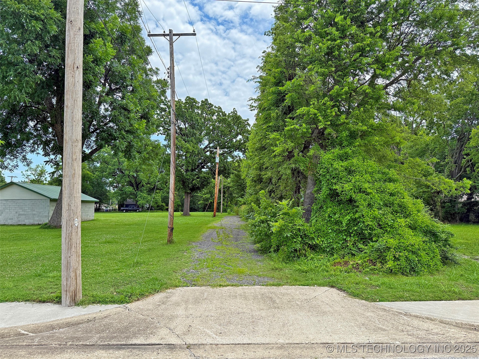 905 S Main Street Property Photo 36