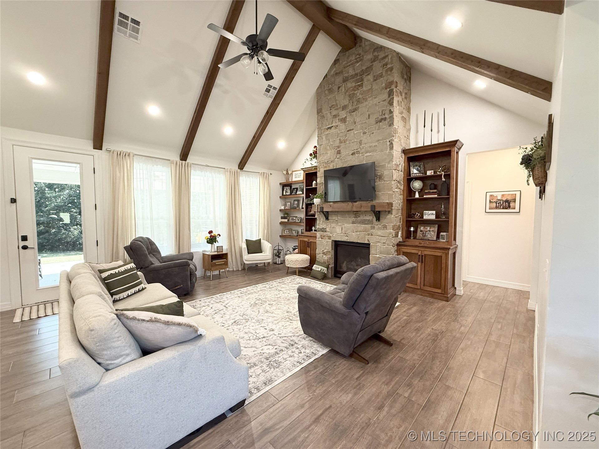 18040 County Road 1558 Property Photo 5