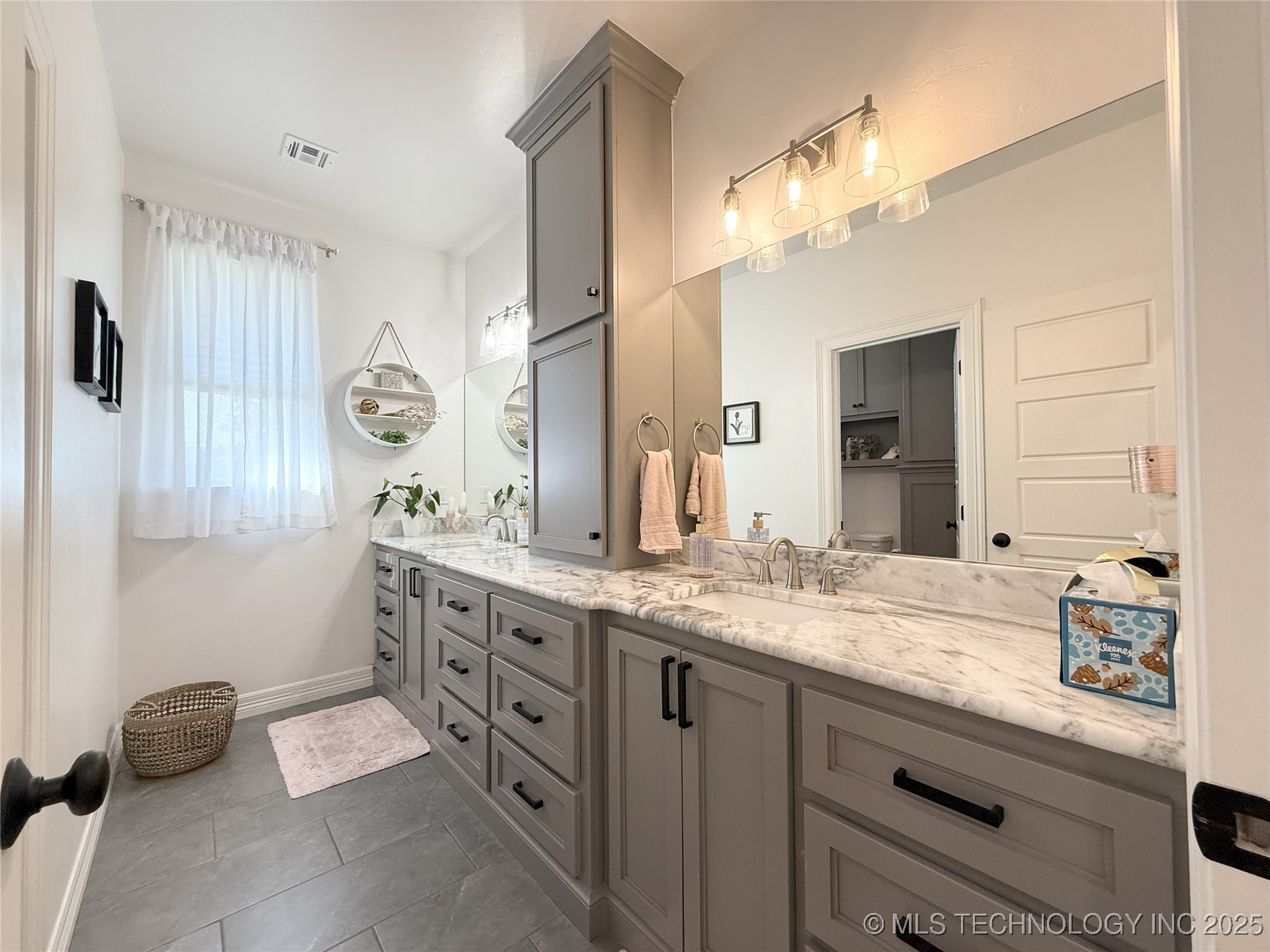 18040 County Road 1558 Property Photo 33