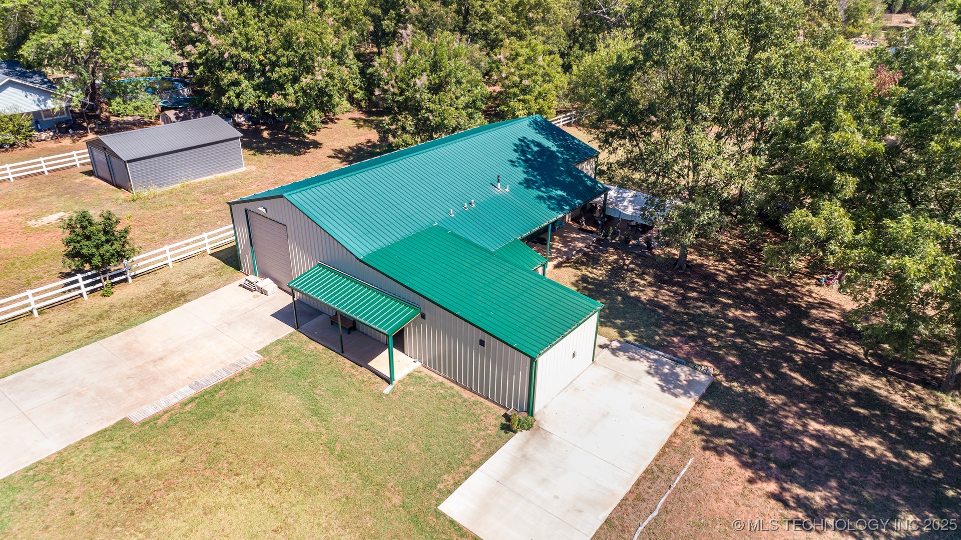 1401 S Ransom Property Photo 9