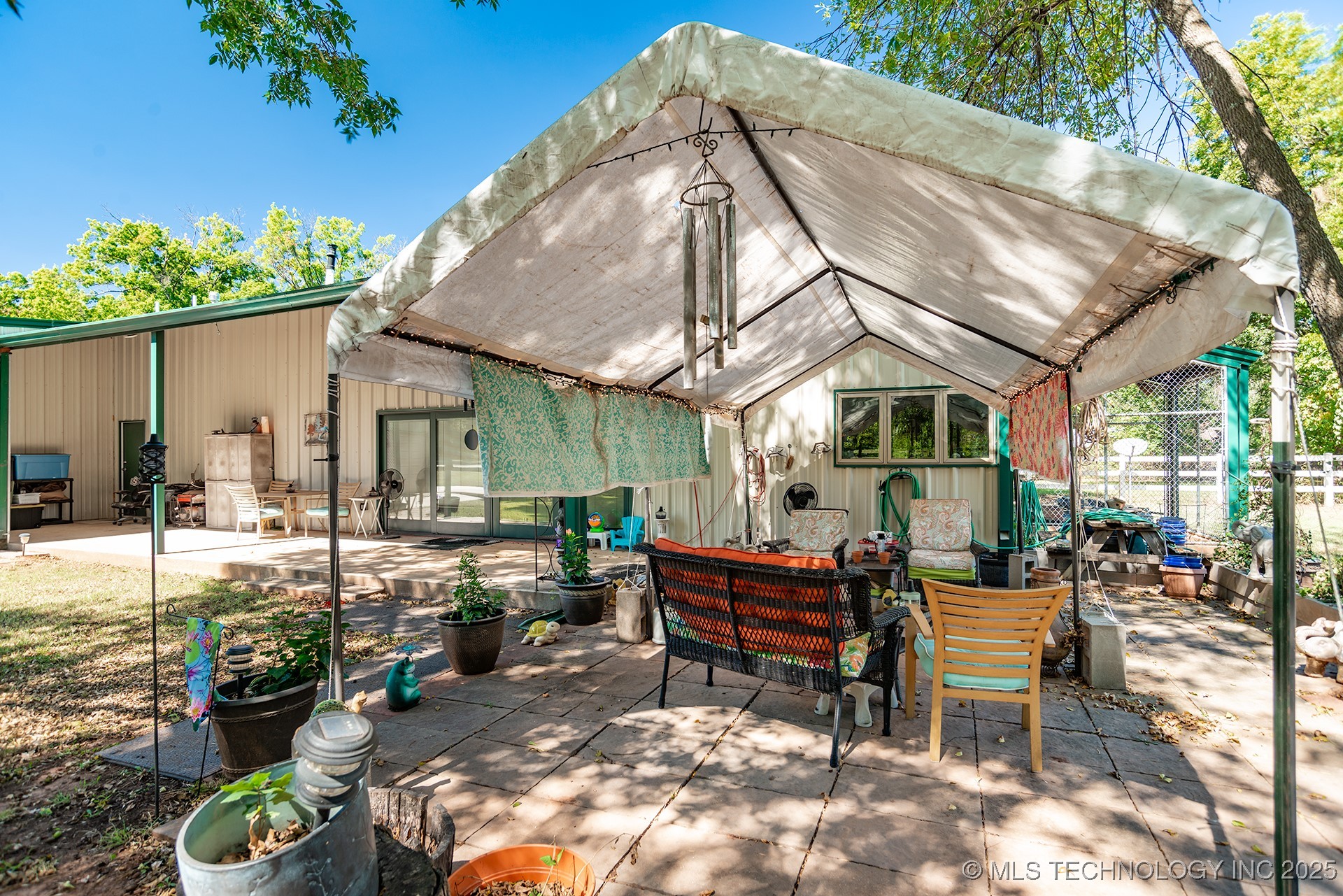 1401 S Ransom Property Photo 16