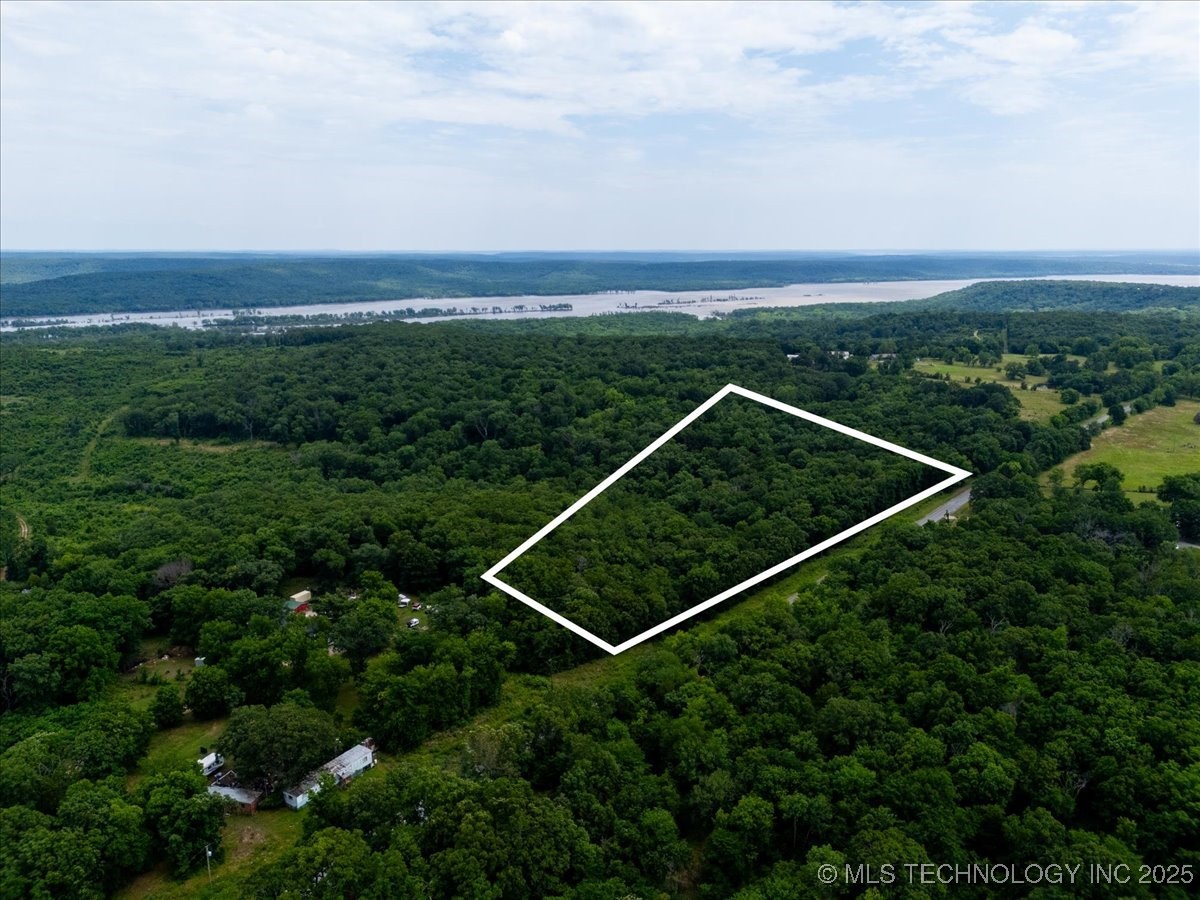 650 Property Photo 8