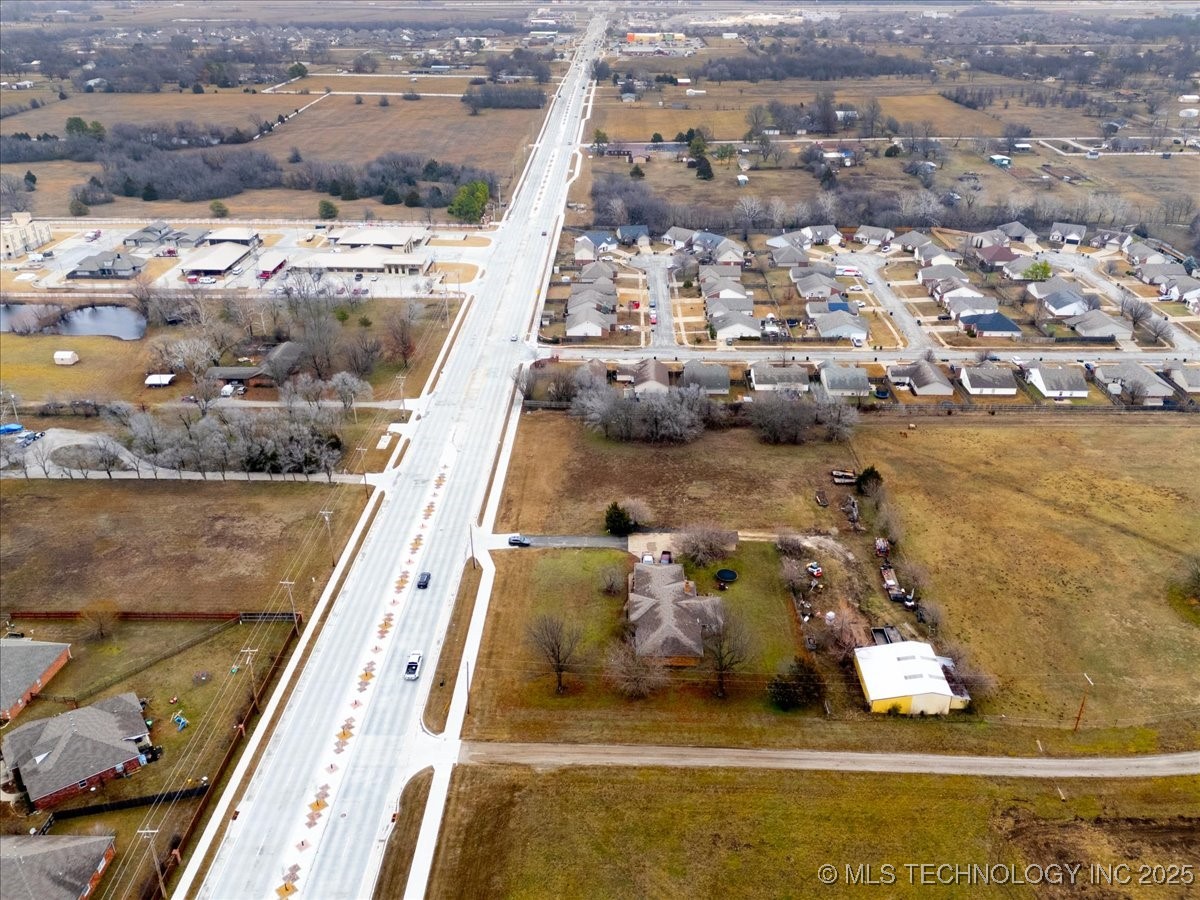 11822 E 116th Street North N Property Photo 2