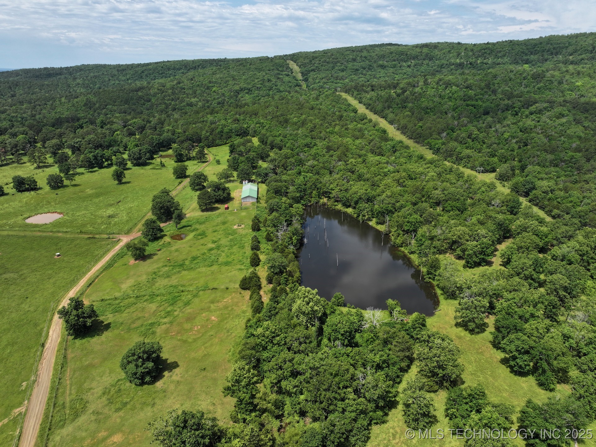 473763 E 993 Road Property Photo 10