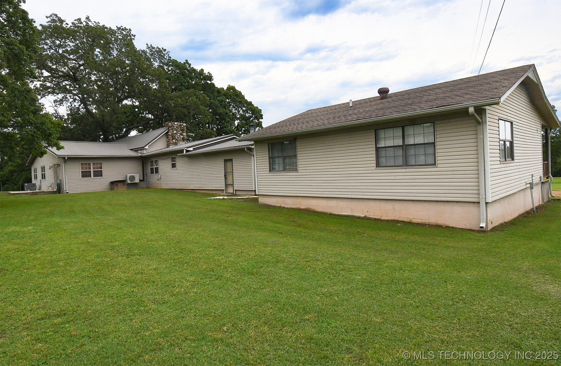 473763 E 993 Road Property Photo 27