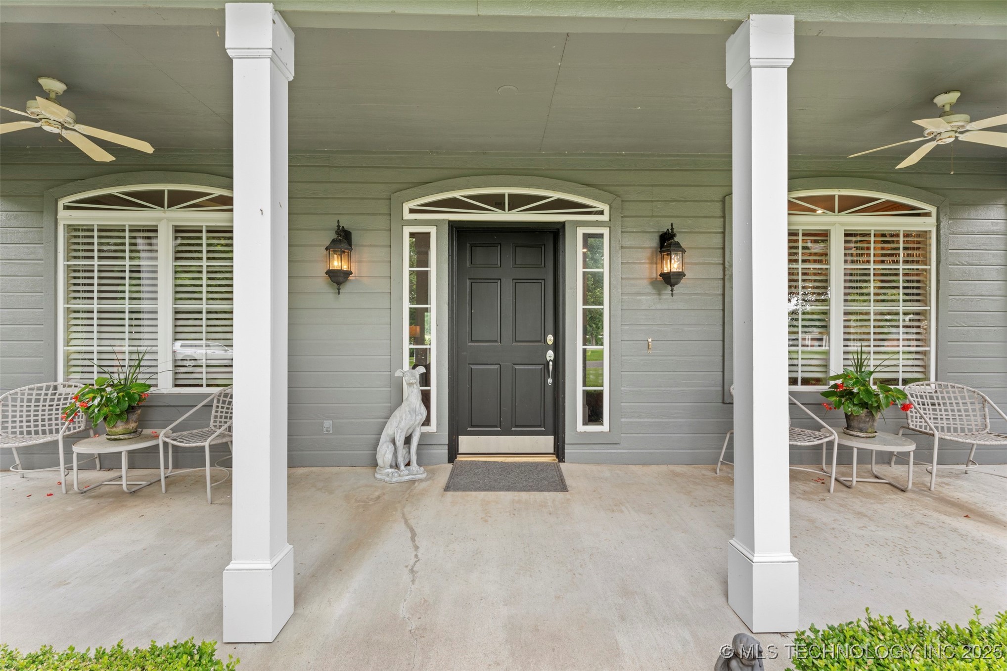 5070 Lake Breeze Road Property Photo 10