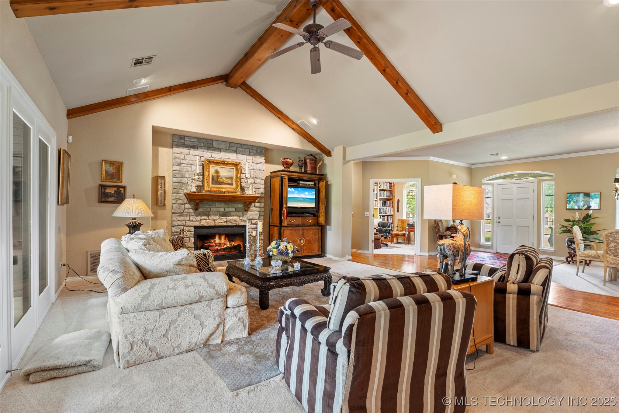 5070 Lake Breeze Road Property Photo 14