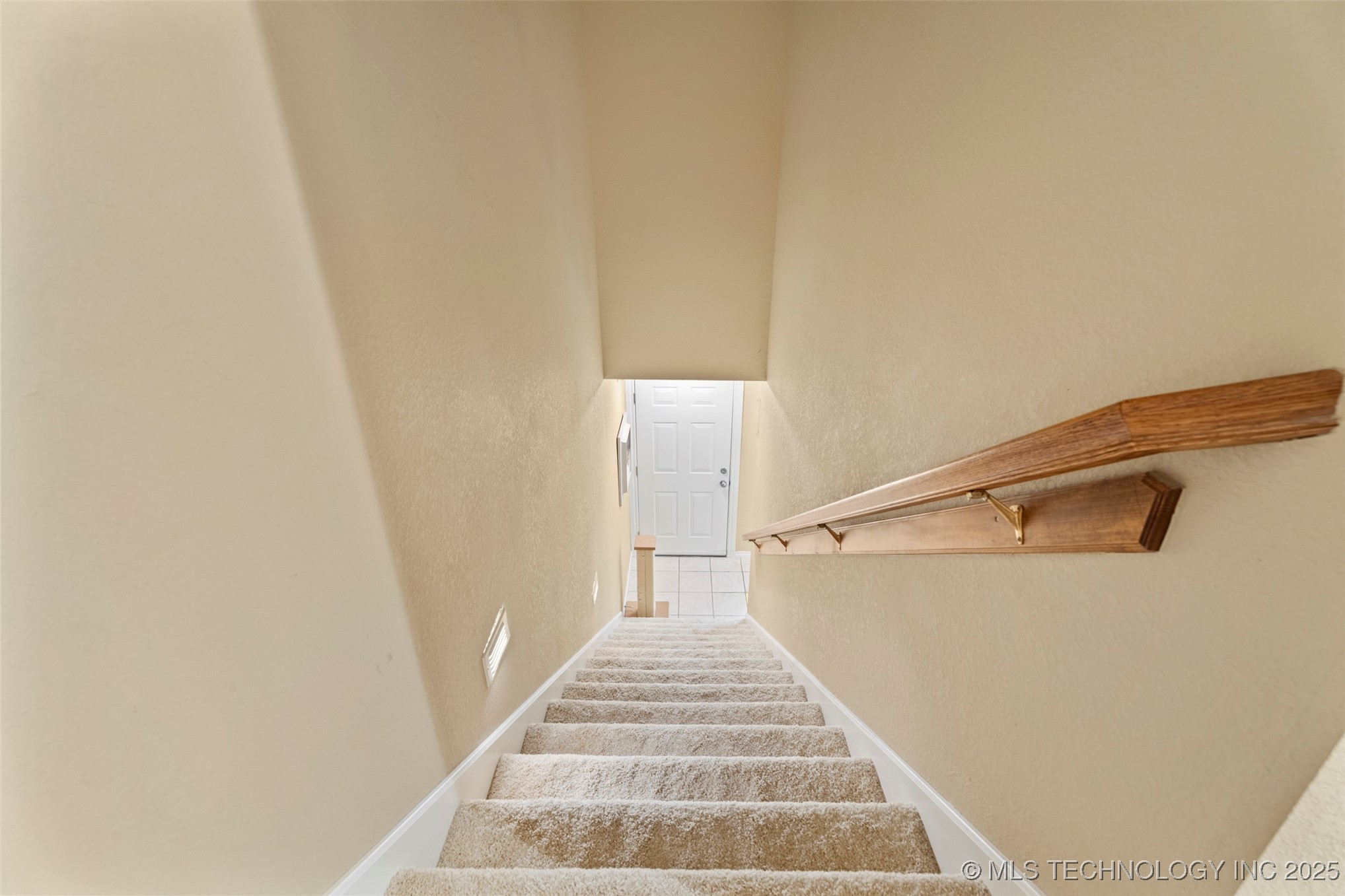 5070 Lake Breeze Road Property Photo 35