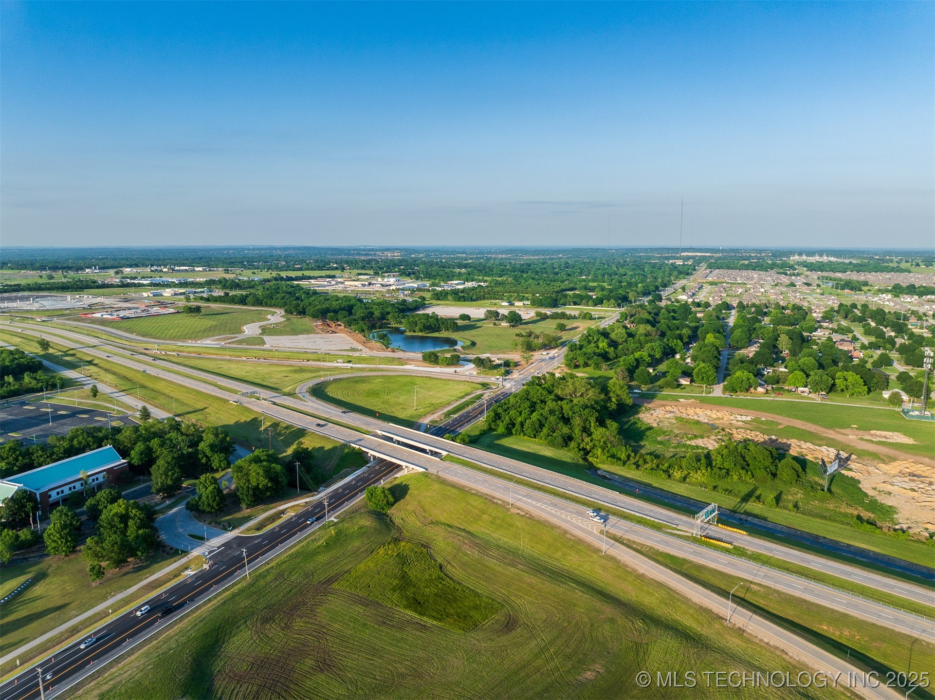 101st East Avenue Property Photo 15