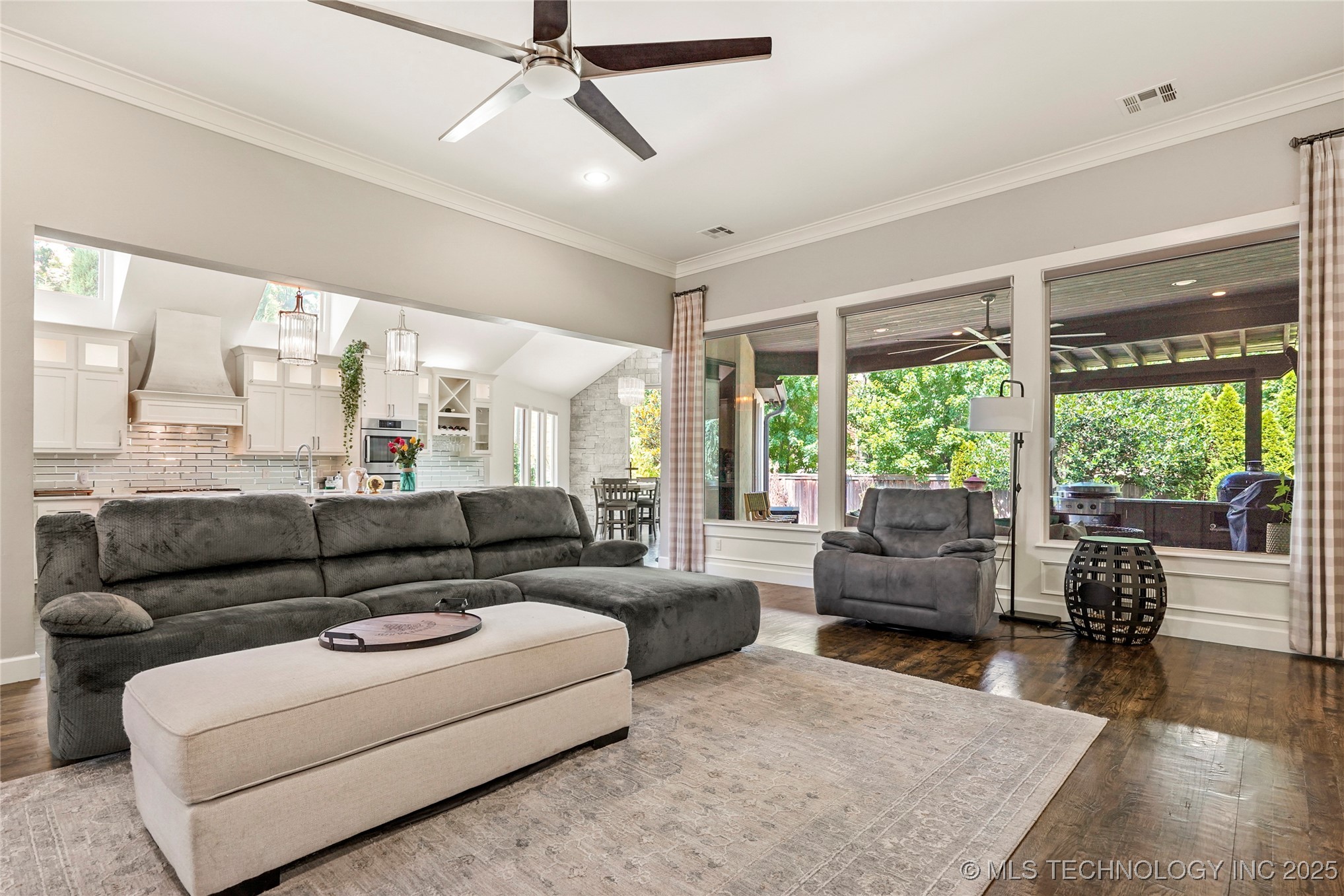 4603 E 118th Place Property Photo 10