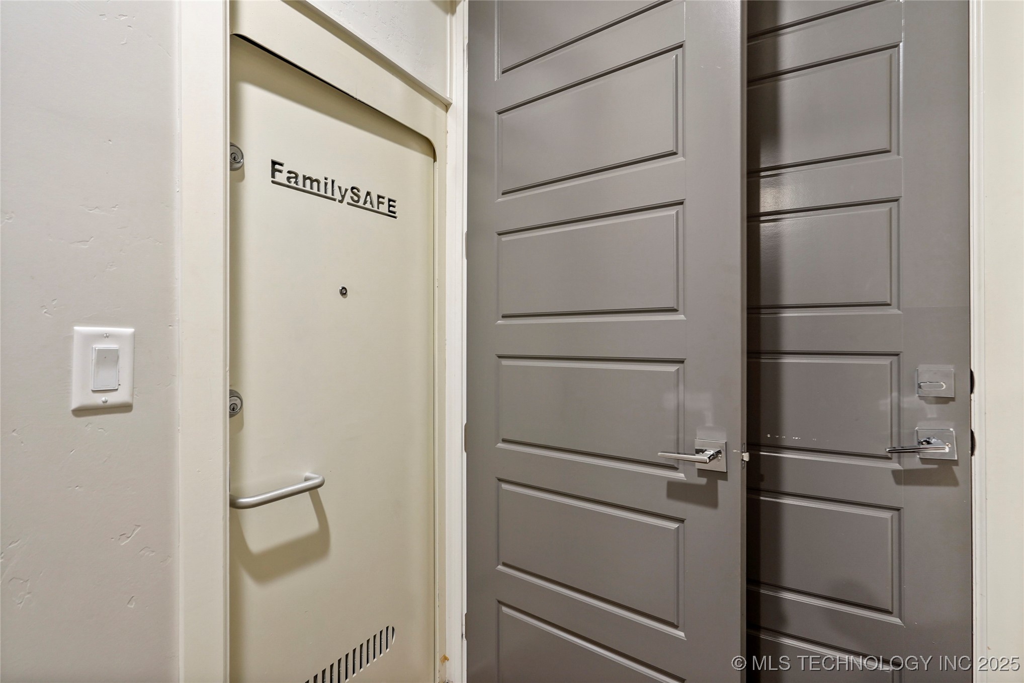 4603 E 118th Place Property Photo 31