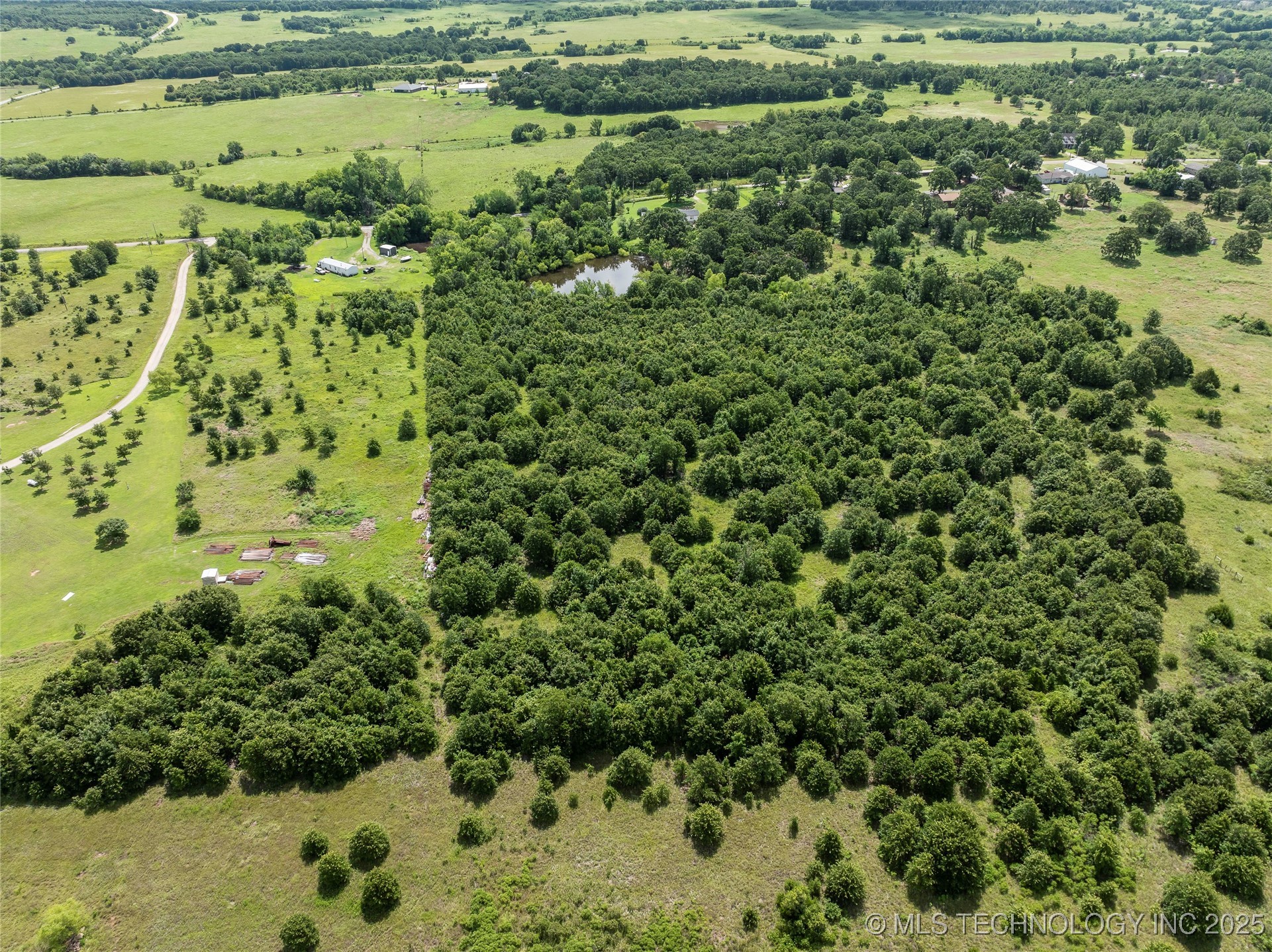 417th West Avenue Property Photo 6