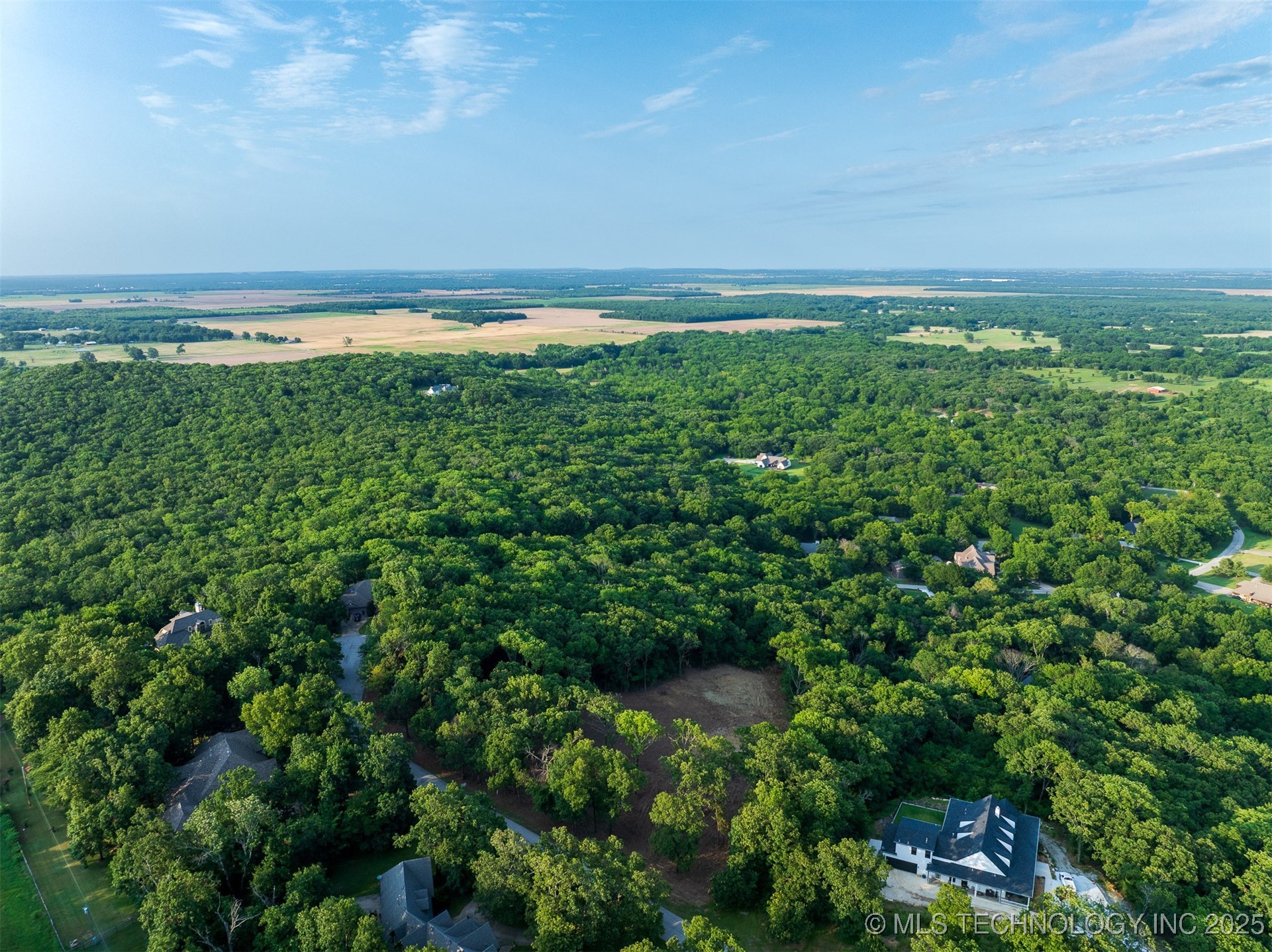 01 S 298th East Avenue Property Photo 5