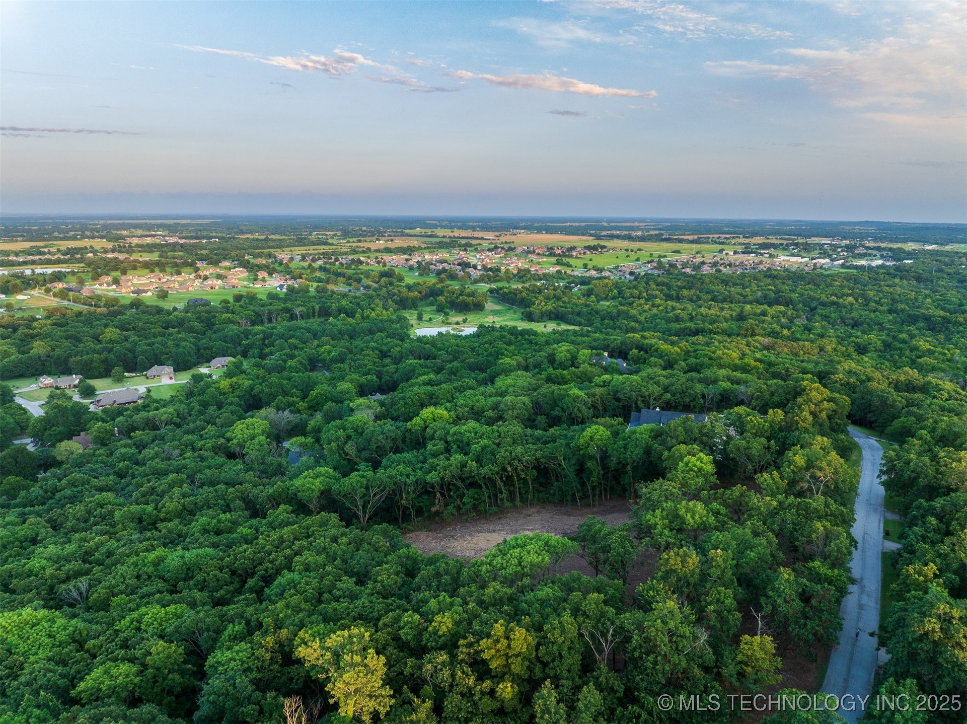 01 S 298th East Avenue Property Photo 7