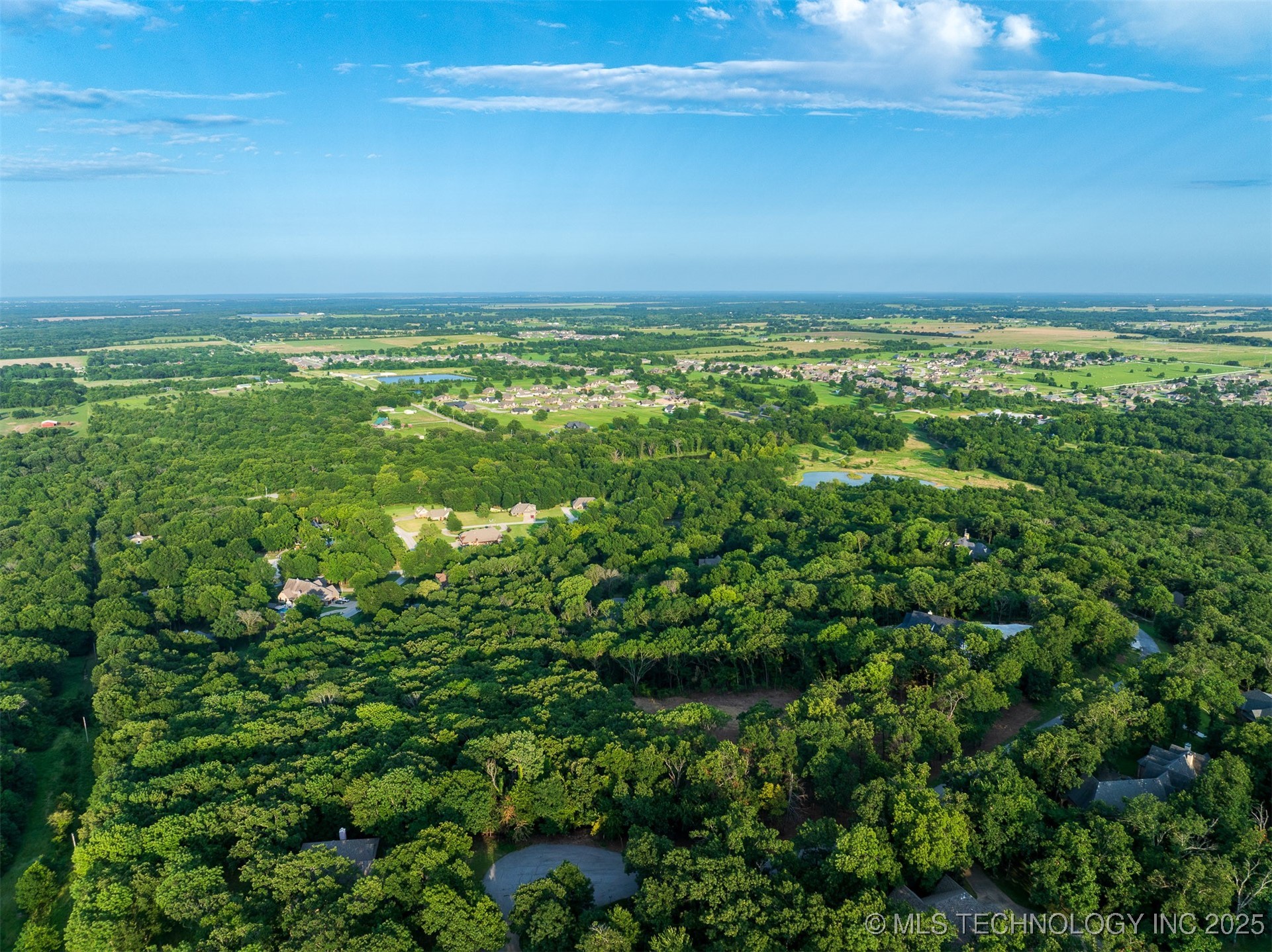 01 S 298th East Avenue Property Photo 28