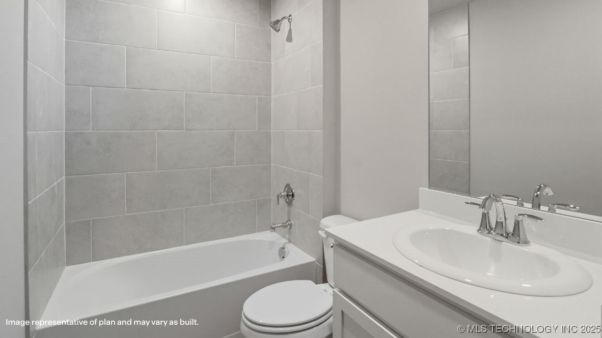 22832 E 106th Street S Property Photo 9