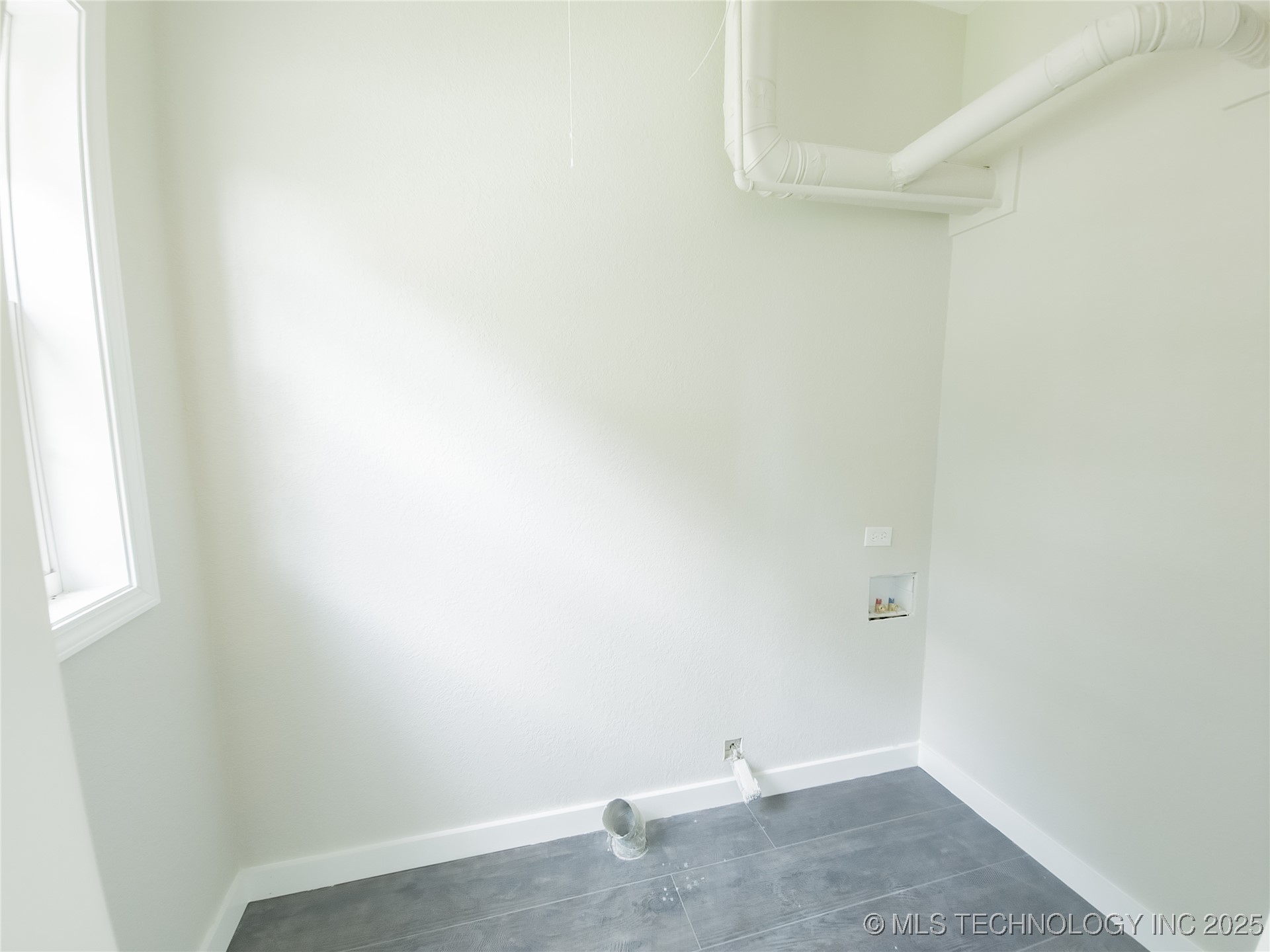 223 N 10th Property Photo 31